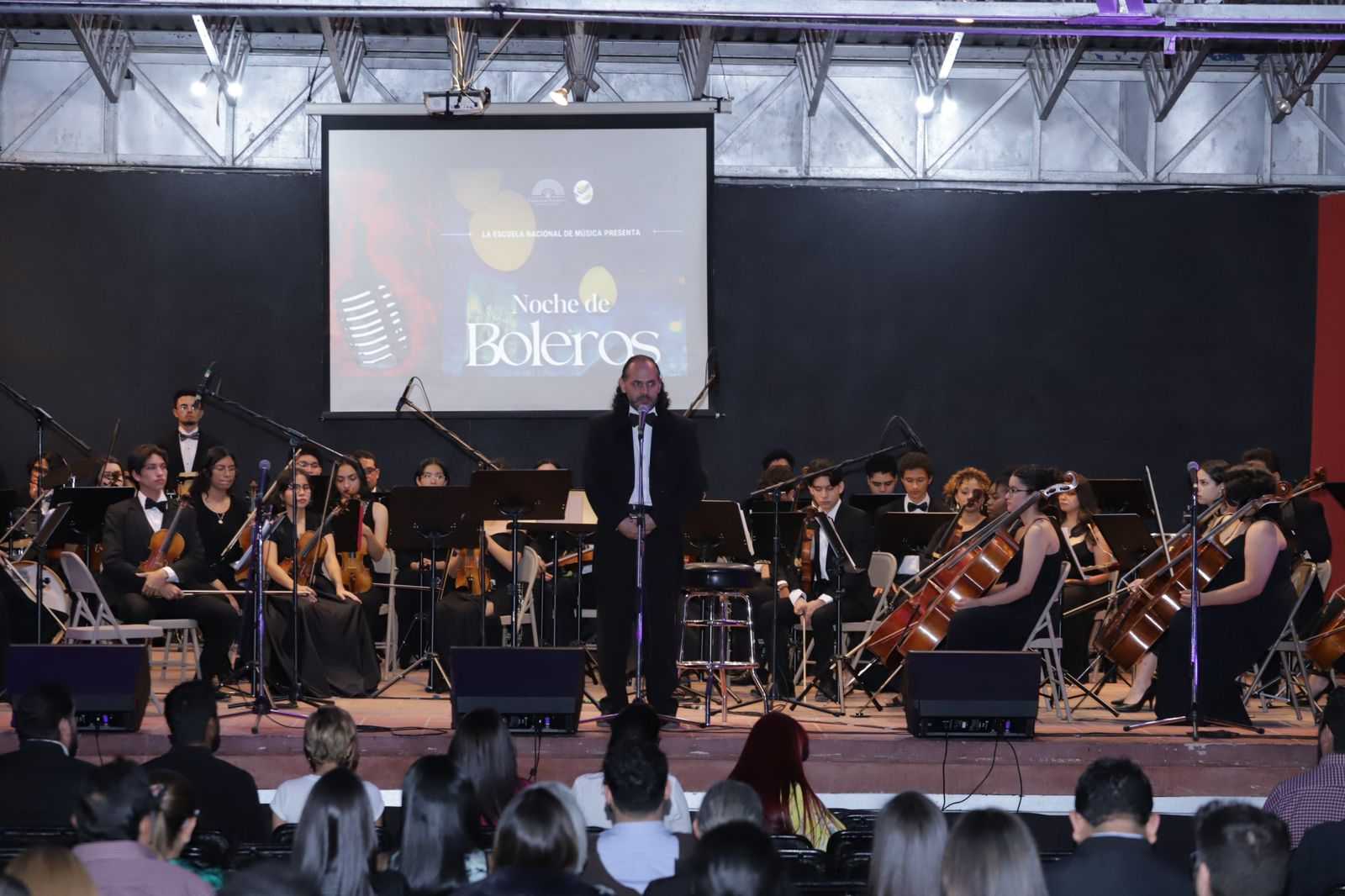 Exitosa "Noche de Boleros" patrocinada por el Congreso Nacional